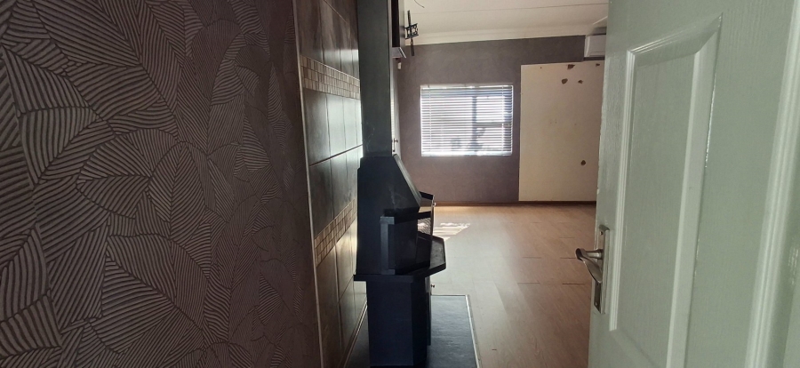 3 Bedroom Property for Sale in Bayswater Free State